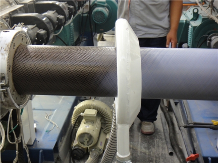 钢丝网骨架塑料复合管厂家 生产现场2
